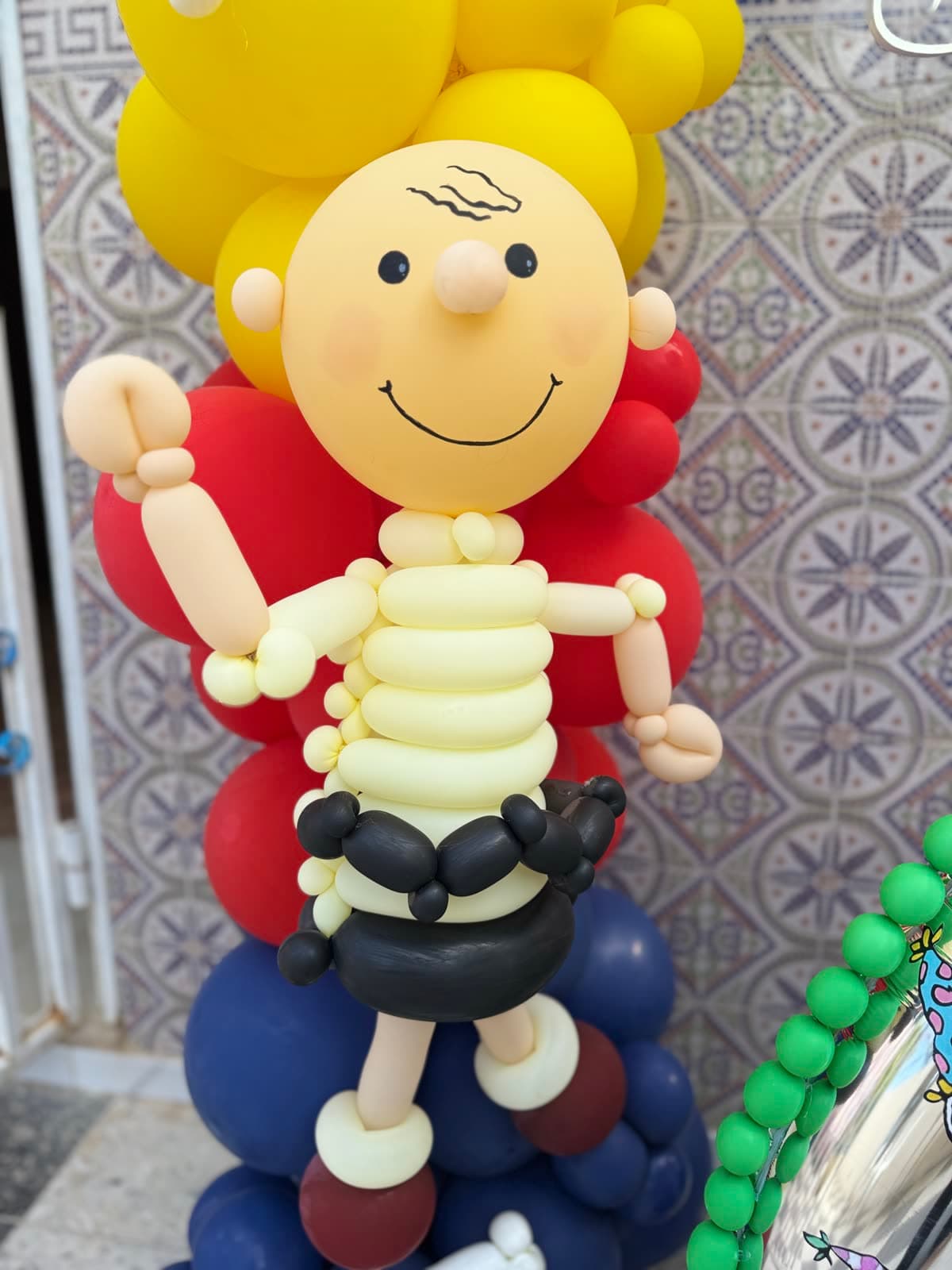 Charlie Brown Balloon Sculpture
