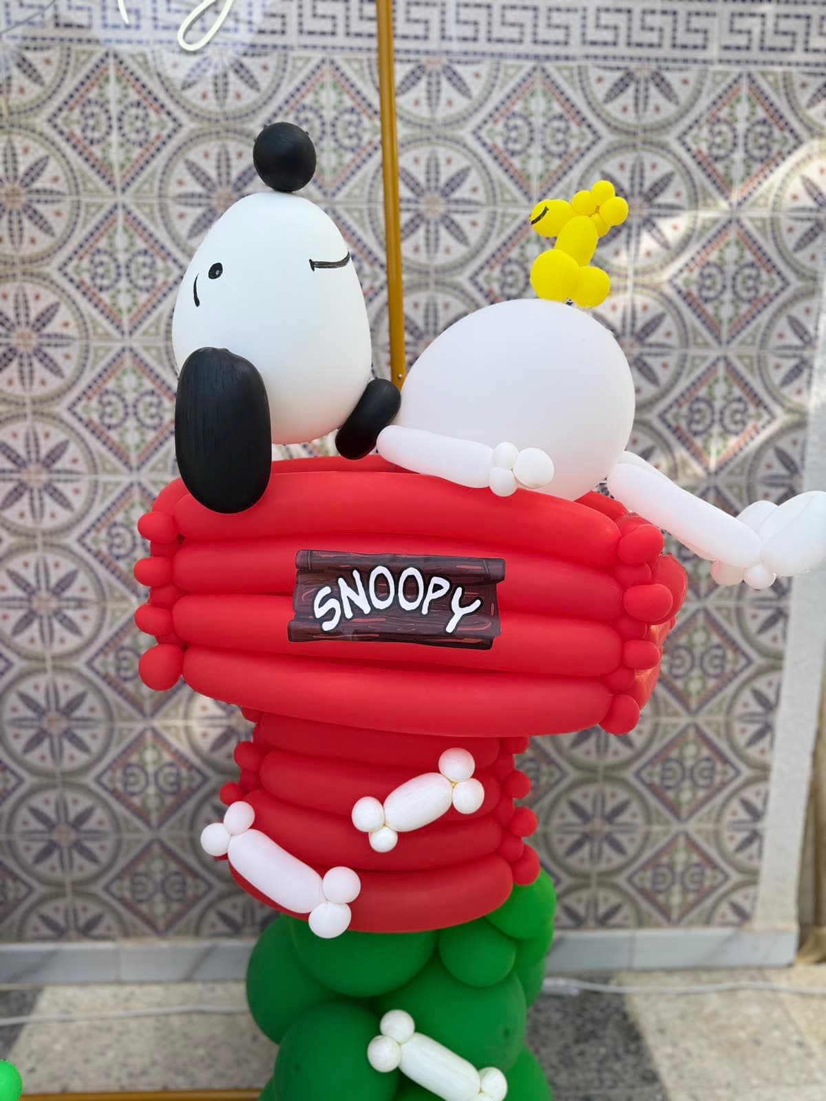 Snoopy & Woodstock Balloon Sculpture